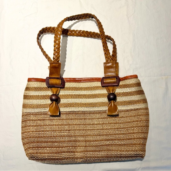 Sezane style woven tote - Picture 11 of 12